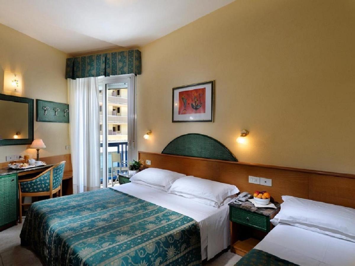 Hotel Bembo Bibione Exterior foto