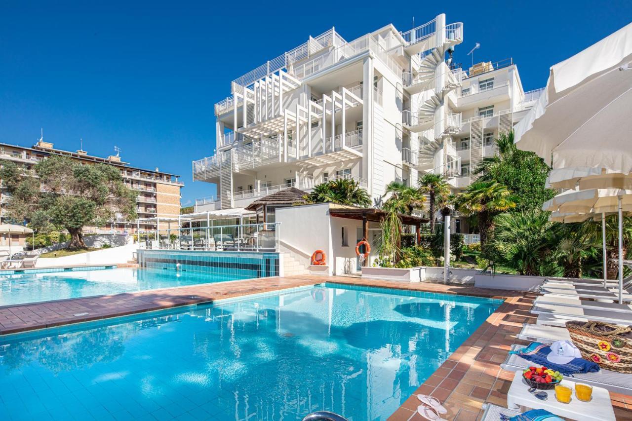 Hotel Bembo Bibione Exterior foto